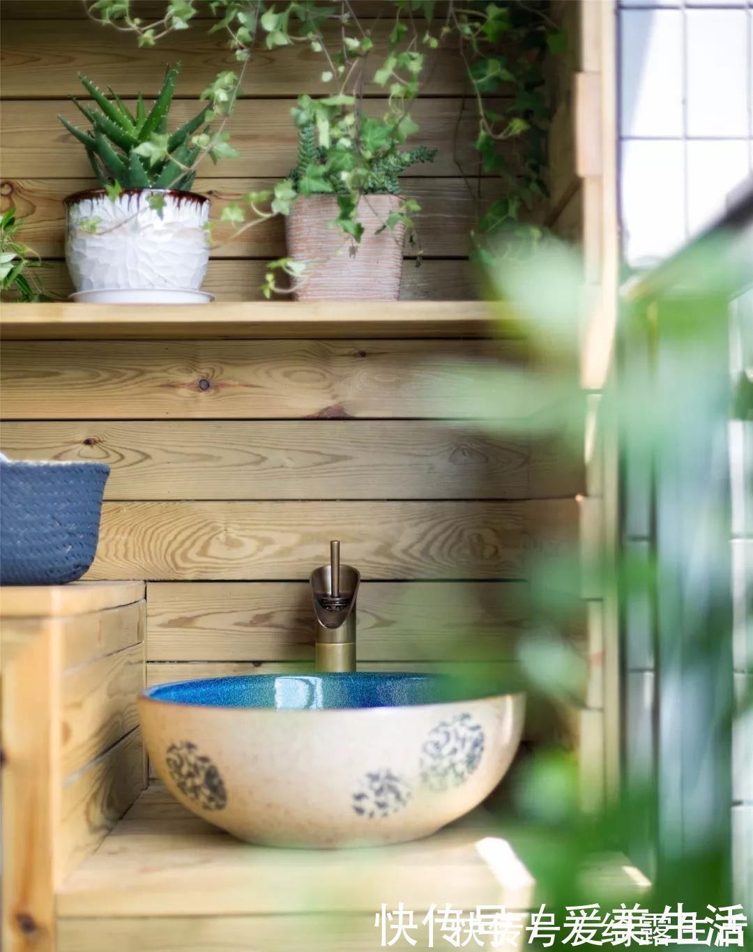 阳台|简单装修的新房,花了20万,客厅太漂亮了花园阳台也不错,晒晒