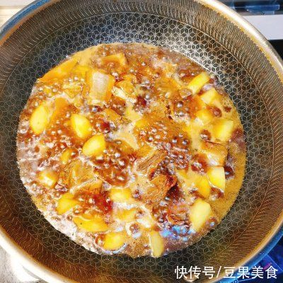 土豆排骨|#巨下饭的家常菜#酱香土豆炖排骨