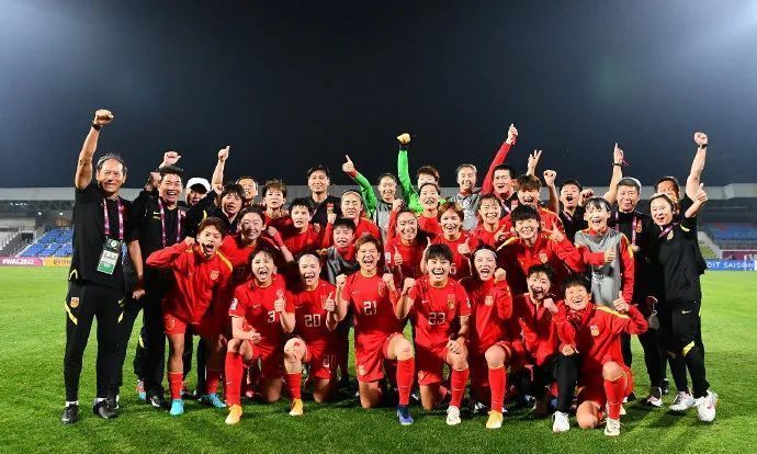 王霜|国足丢掉的脸，中国女足给挣回来了！力挫日本，晋级亚洲杯决赛！