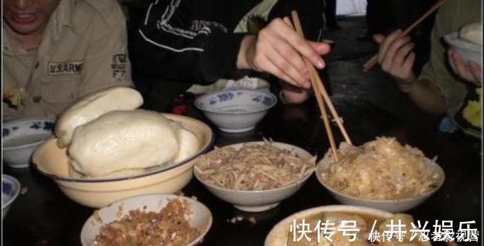 折磨式&少林寺高僧午餐曝光,看到他们伙食,网友想出家的心都有了