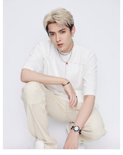 團隊|吳亦凡經(jīng)紀團隊難逃脫！央6節(jié)目連線演出協(xié)會人員，均會受到懲罰