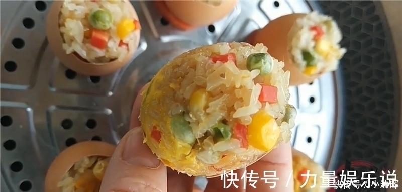 鸡蛋吃了25年，这做法还是第一次见，营养解馋，10个鸡蛋吃不够