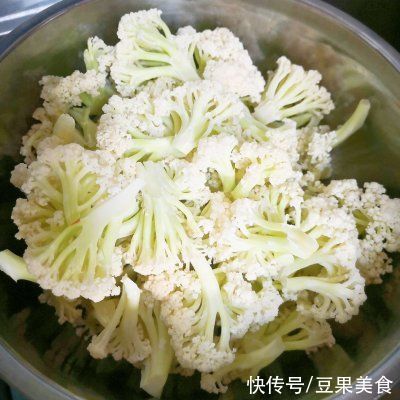 口感轻盈最适合神仙小姐姐的腊肉炒菜花