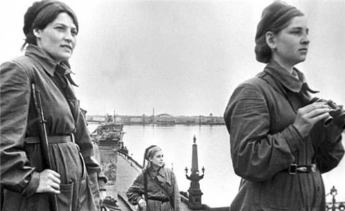 波兰|二战时,德国为何偏偏挑波兰下手,你看波兰复国后20年都做了啥