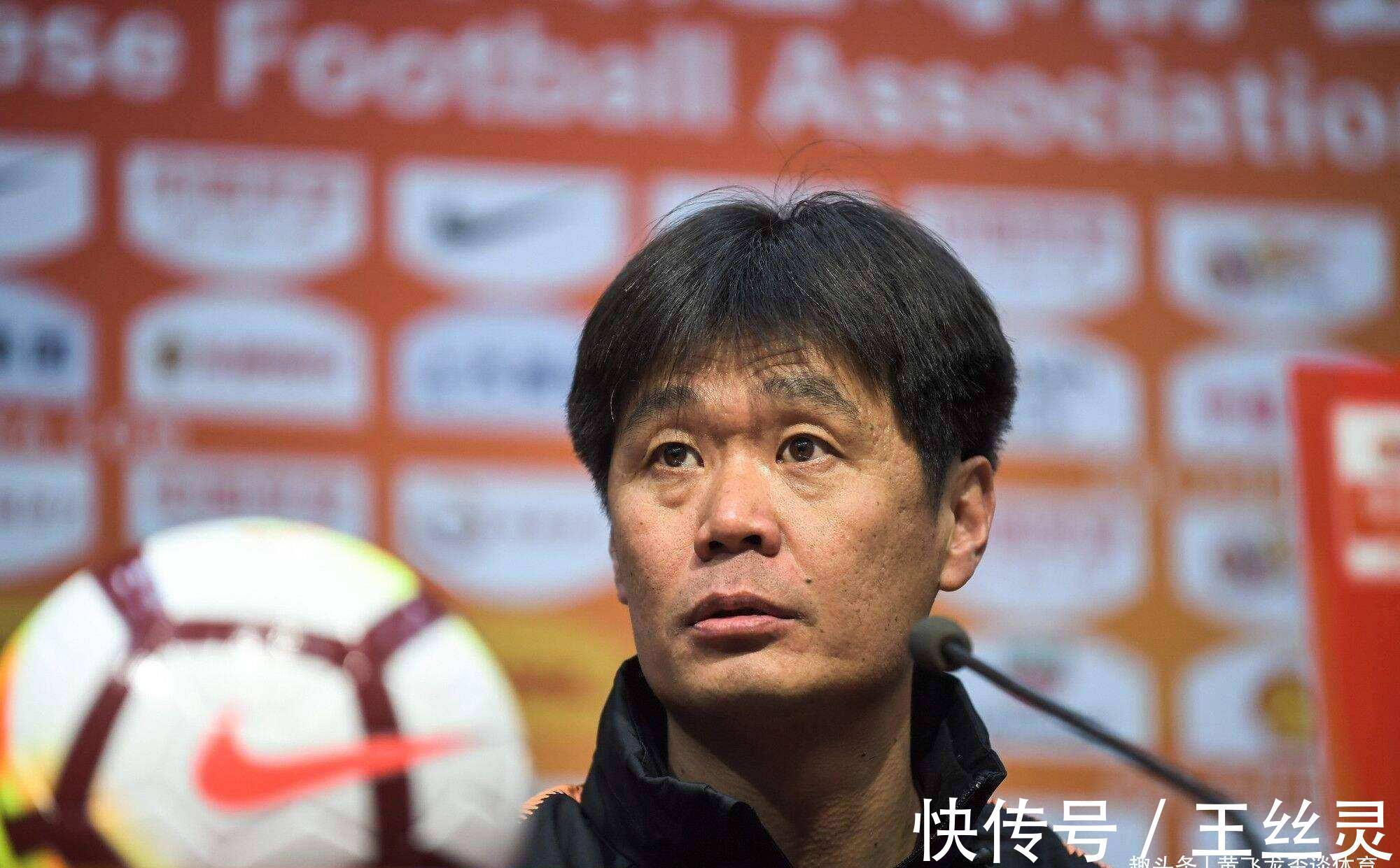李铁|李霄鹏会像里皮接手国足一样创造奇迹,然后又不得不遗憾出局吗?