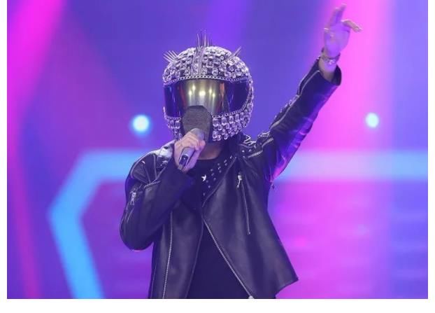 拟邀嘉宾|曝《蒙面唱将6》拟邀嘉宾，龚俊、虞书欣引热议，网友：别遛了