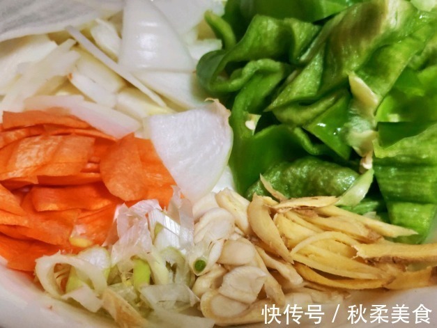 腥味|洗猪肝别用清水，厨师长教你关键3步，干净又鲜嫩，没毒素更放心