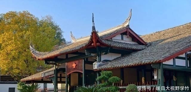 中年|长汀县被誉为“中国最美丽的山城”，拥有多个风景优美的旅游景区