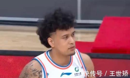 犯规|CBA新秀球员第16轮表现:廖三宁连续撞新秀墙,刘东狂砍26+10