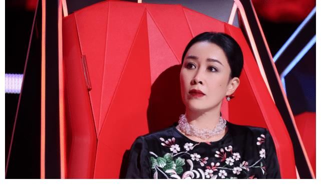 我的歌声里|第10季《中国好声音》开播，选手平庸，那英一语道破节目下滑原因