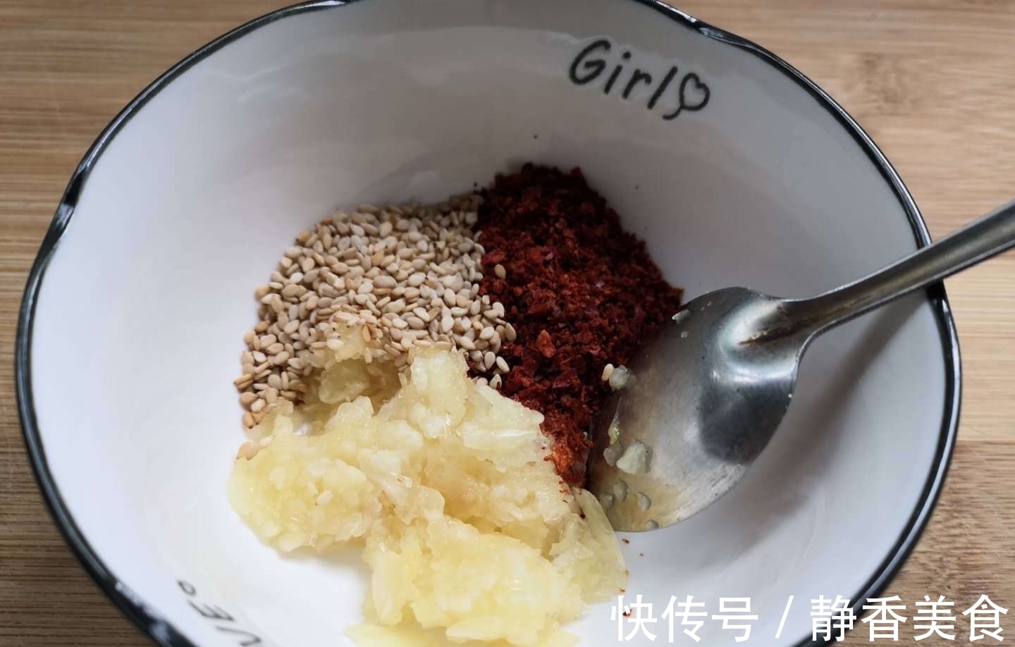 蒜泥|蒜泥白肉家常做法,清爽不油腻,简单几个步骤,比饭店的还好吃