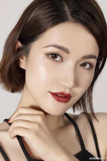 黑眼圈|建议女人,涂眼霜时要注意这3点“误区”,否则眼霜再贵也没效果