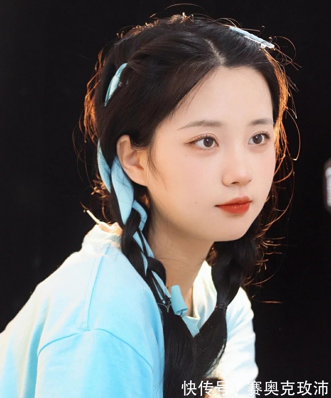 时尚|日常的时尚发型,高丸子头温柔甜美很有少女感,这款值得尝试