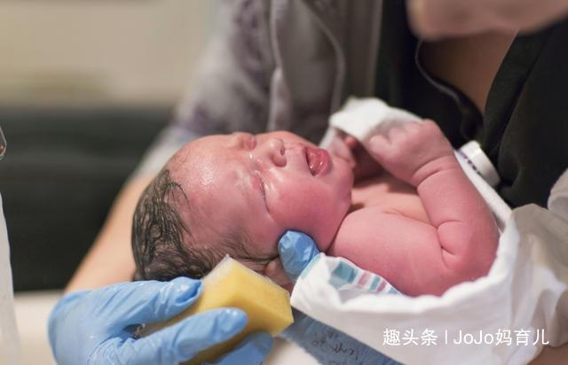 怀胎|八斤男婴出生两小时夭折,宝宝出生后都有哪些经历,你知道吗