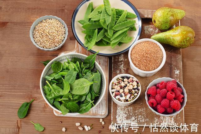 钙质|老年人更需要营养吗?答案:不仅要吃得好,5种营养也要好好补充