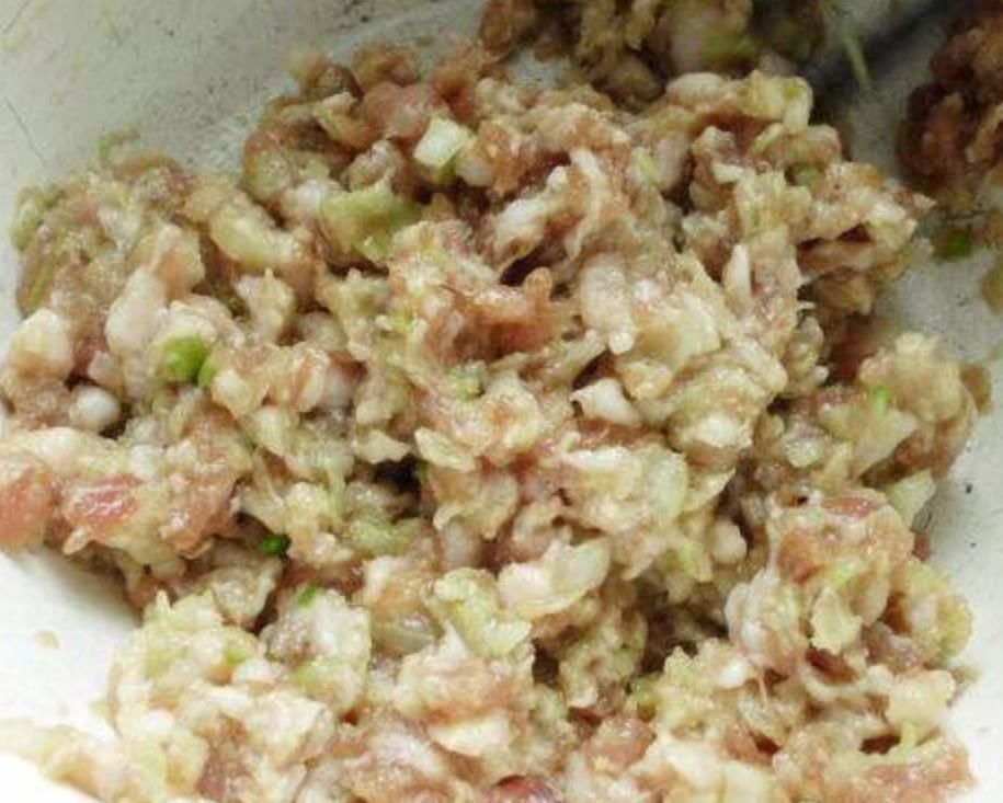 蒸包子塌陷还回缩,原因出在哪?包子铺大妈教我诀窍,学会太受用