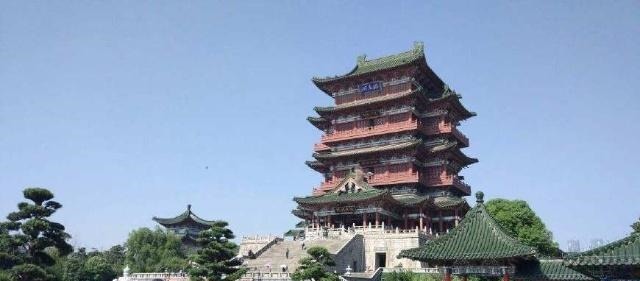 交趾!落霞与孤鹭齐飞,秋水共长天一色——赏王勃名篇《滕王阁序》!