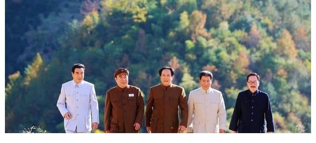 央视《香山叶正红》热播,唐国强等主演显老态,特型演员青黄不接