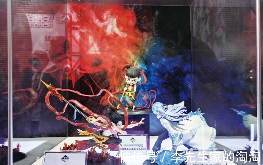 摆件|玩具市场潮流2:潮玩