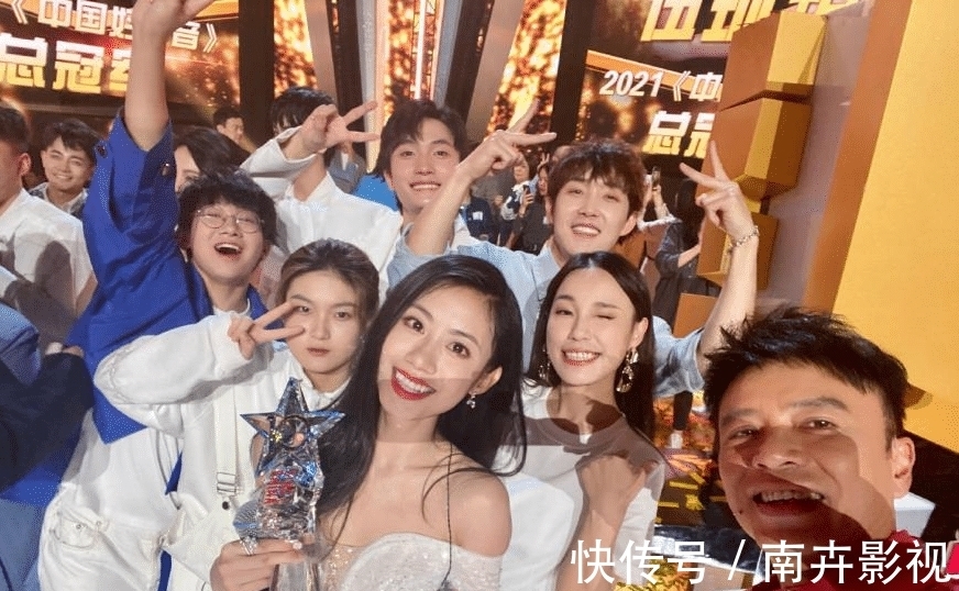 《好声音》落下帷幕，伍珂玥夺冠引热议，粤语老歌是否缺乏新意？