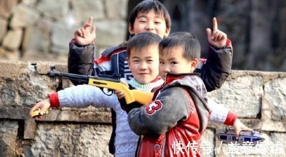 营养均衡|城里宝宝回奶奶家，呆了一个月之后，妈妈见到孩子哭笑不得