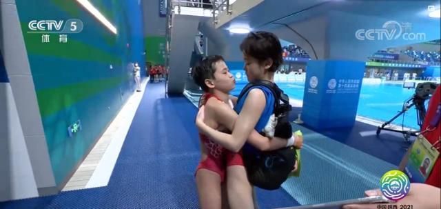 荣誉之路|心疼!全红婵央视发声:不喜欢被很多人关注 怕跳不好大家不喜欢我