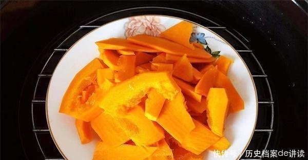 好吃|南瓜发糕最好吃的做法,不用烤箱,不用电饭煲,蓬松暄软太好吃了