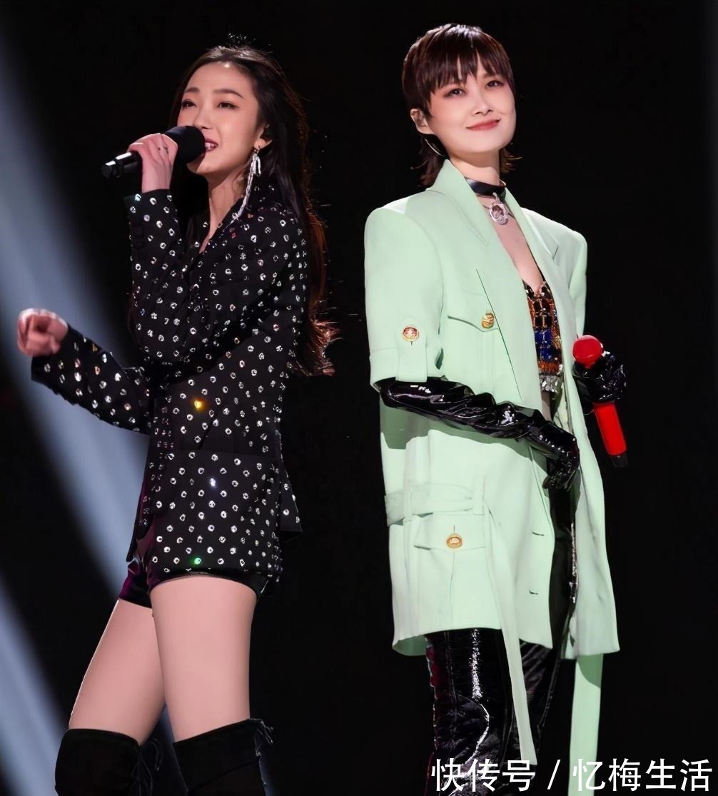 《中國好聲音》李宇春歌曲拖累學員,潘虹唱功比她好,臺風卻不行