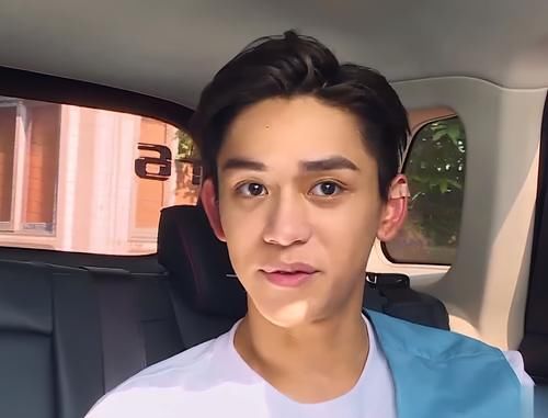 跑男全员流汗脱妆，baby惊艳，白鹿成大花猫，蔡徐坤有点意外