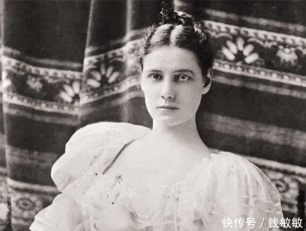 世界上|精神病院体验:女记者装疯混入,痛苦折磨10日,获救时已失去笑容