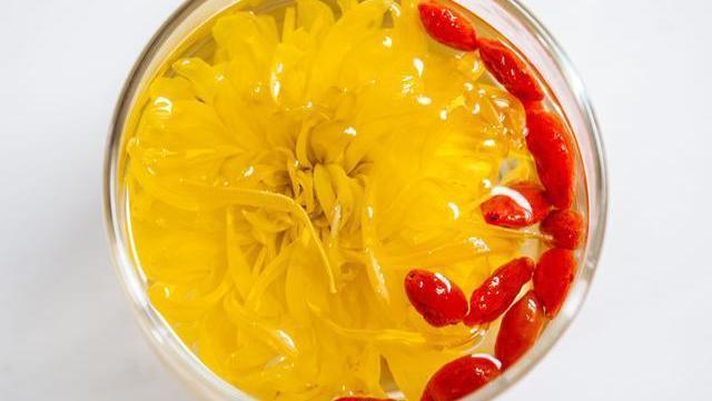 口臭|肝开始病变时,晨起后一般有4种异常,若你没有,说明保养得不错