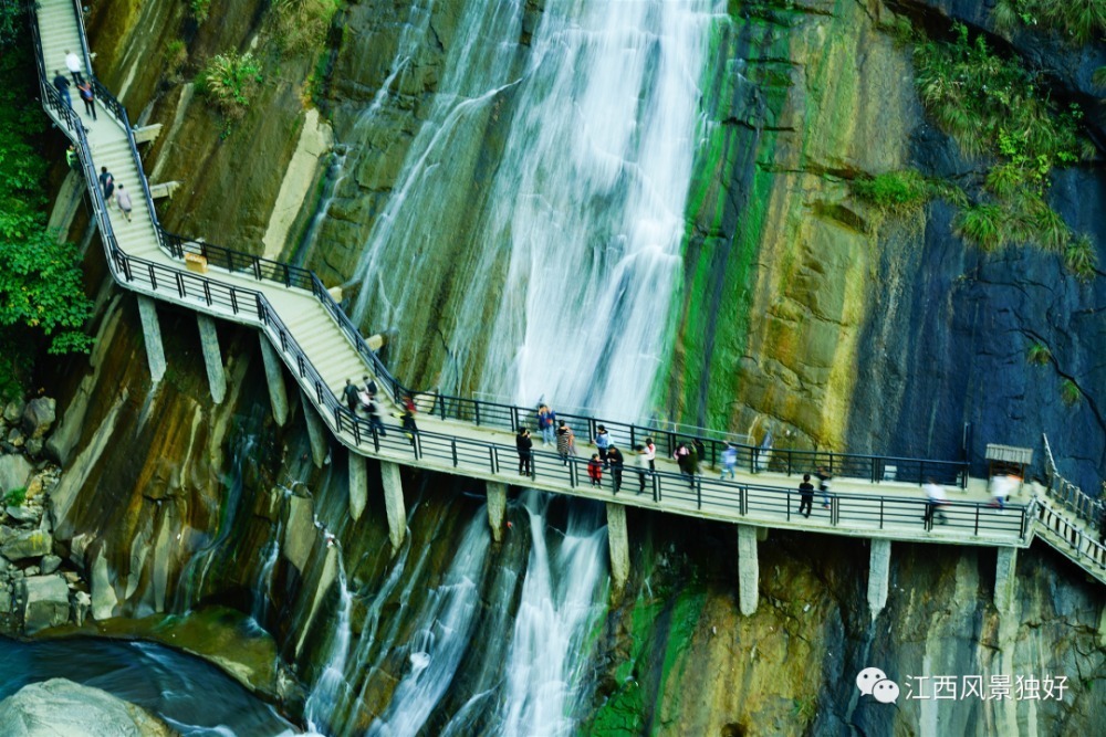 望仙峡谷,飞瀑崖居,让你畅游奇石海洋、心灵之山!