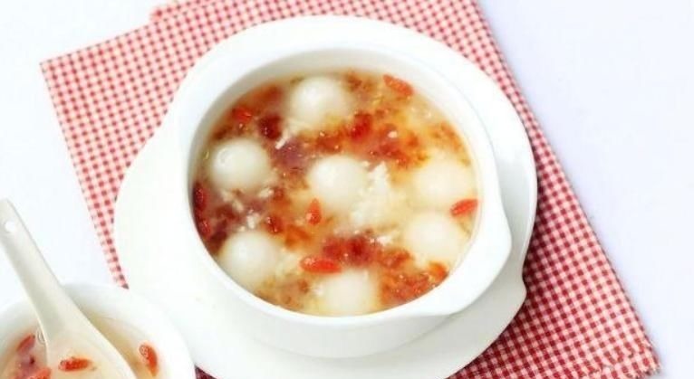 学会这份早餐，每天睡醒吃一次，皮肤越来越好，美容院都不用去了