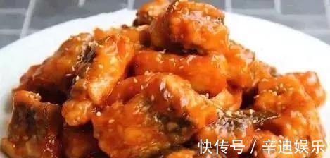 鸡蛋|我家鱼肉从不炖着吃，淋2个鸡蛋，简单一做，上桌瞬间被扫光，香