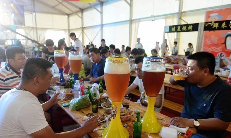 饮酒|女性为何普遍比男性长寿有这3个原因,男性能接受吗