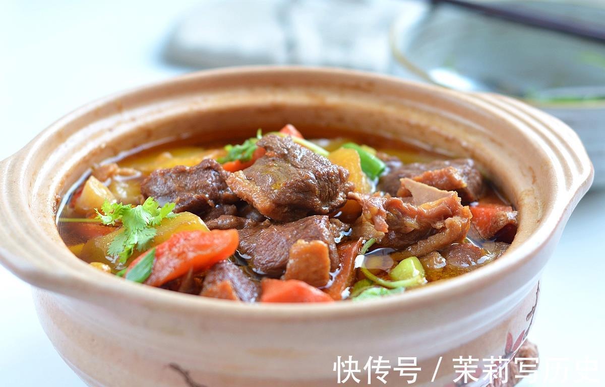 入味|浓香入味的土豆焖鸭,口感一点儿不输黄焖鸡,低脂少油更省事