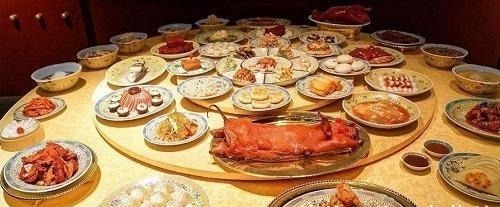 富豪@《金瓶梅》一部明朝美食宝典,带你看看明朝富豪吃什么