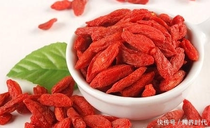  禁忌|提个醒：吃枸杞有3大禁忌，却有很多人不清楚，别犯错误了