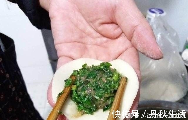 用它包饺子比肉馅好吃百倍,它被称为神仙草,常吃提神醒脑