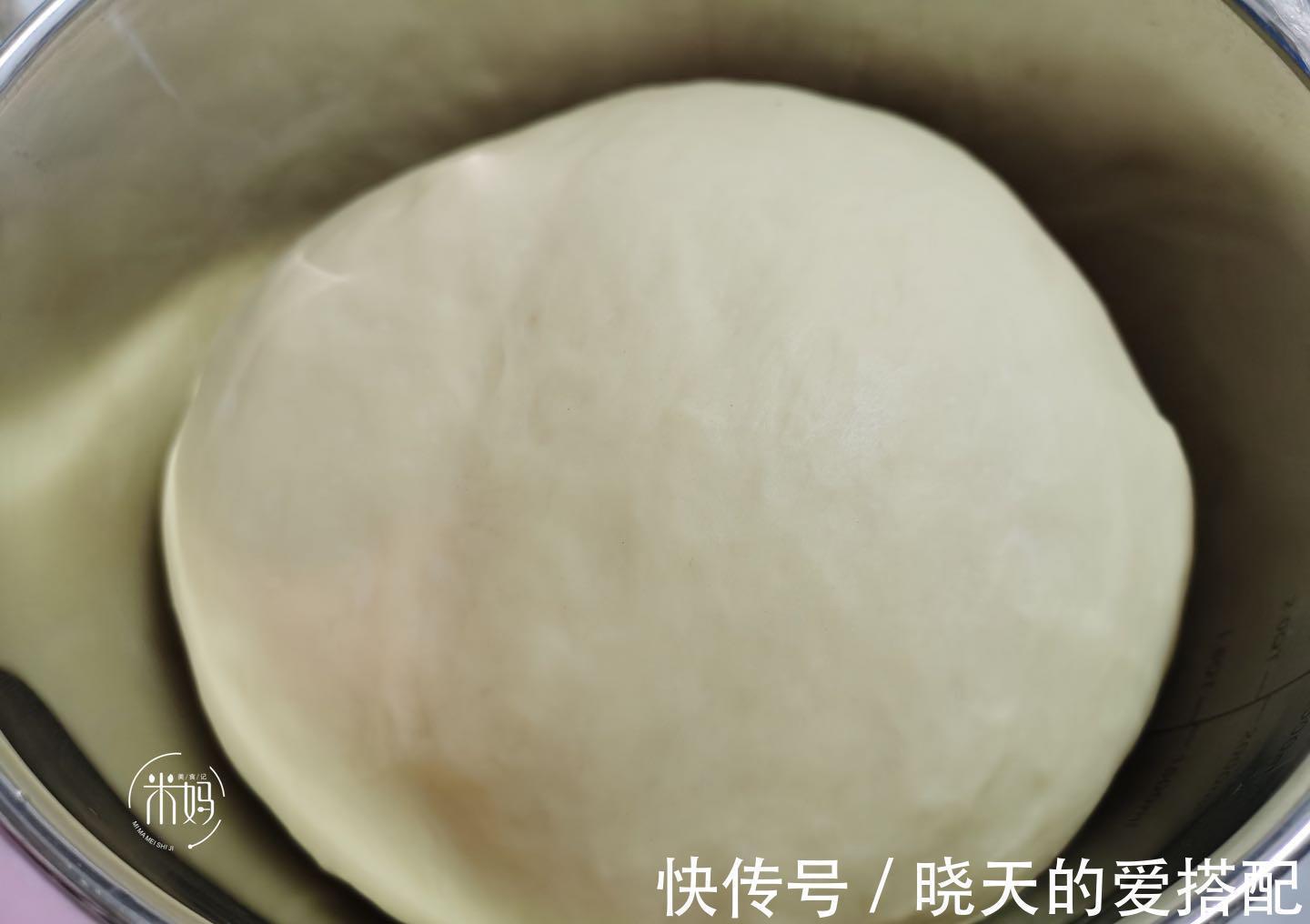 外面卖20元一个的面包,自己在家做,10元能做10个,做法一看就会