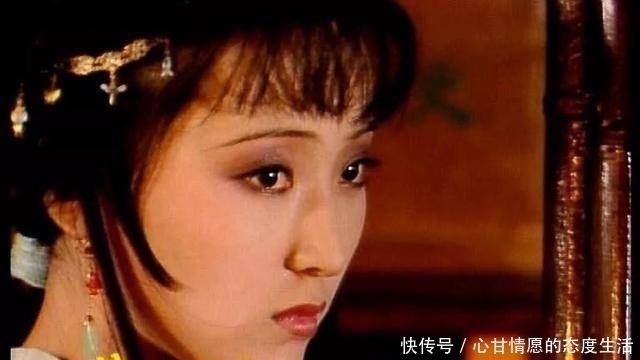 贾环&林黛玉寄居贾府,明明每月只有二两月钱,为何能大把钱赏赐下人