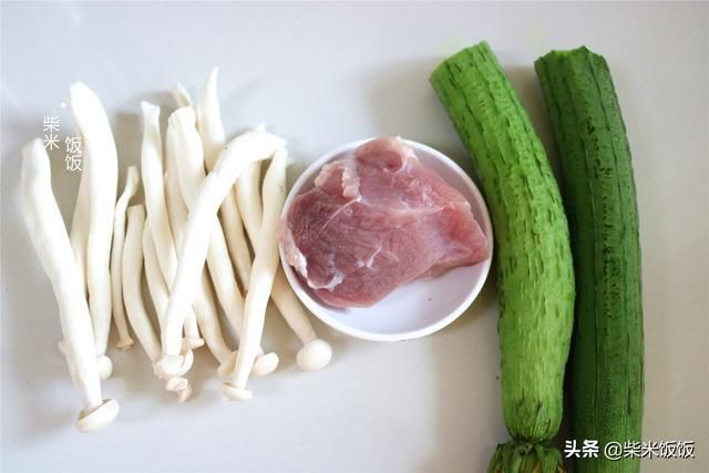 清热解暑|夏季喝汤，这3种食材是绝配，清热解暑营养丰富，我家常做