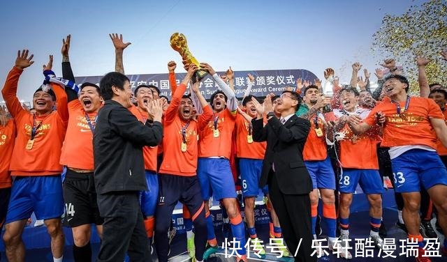 泰山队|近60人!李霄鹏首期集训队国脚数或创历史,山东泰山成国脚大户