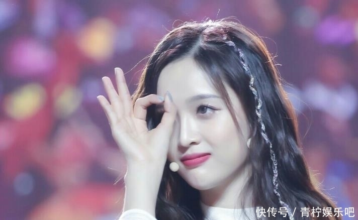 名单|《爆裂舞台》正火热录制,嘉宾名单中爱豆扎堆,而她却是格外不同