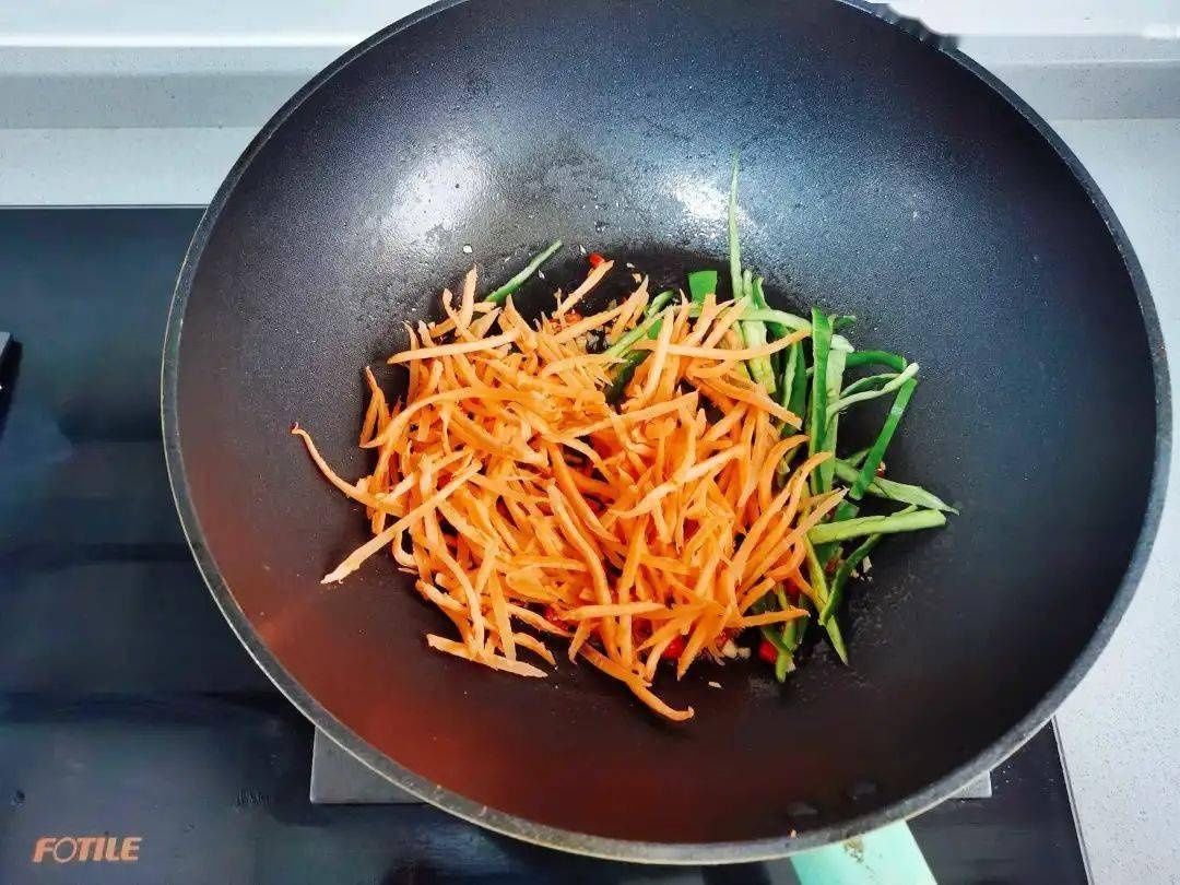 鱼香肉丝|美食推荐——鱼香肉丝