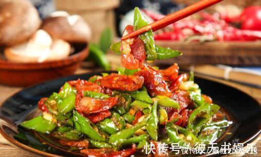 小米粥|糖尿病不能喝小米粥?医生:这4种才不能吃,已列成清单,可收藏