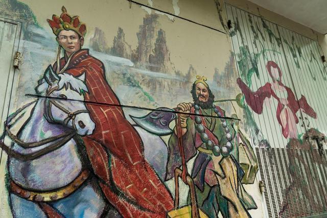 唐僧!86版《西游记》白龙马惨死马棚,尸骨无存,揭开人性的恶