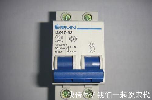 漏电开关|漏电开关和空气开关哪个更重要?若非听老电工解说,我家早装错了