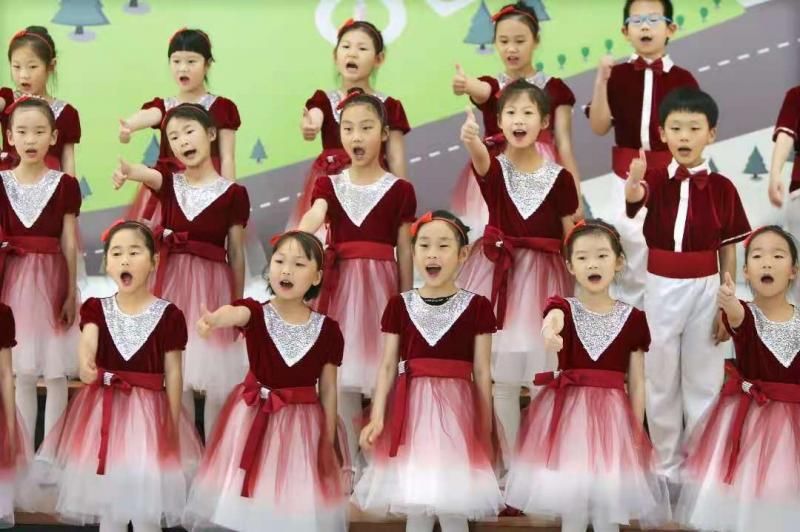 中国文化|北京学校学子唱红歌献礼建党百年
