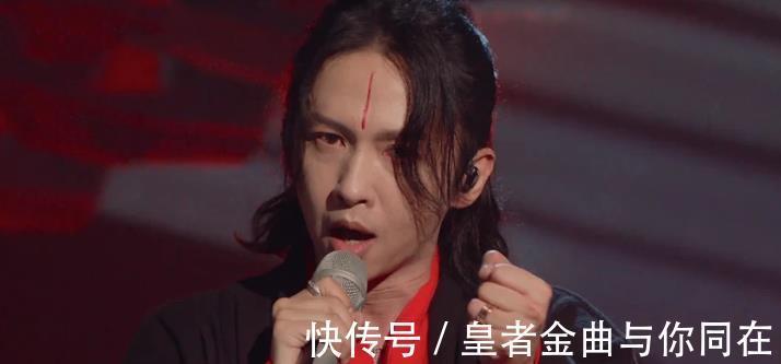 乐队|32岁当主唱,酒吧认识女孩爱了20年,连连夺冠的张淇成最大黑马